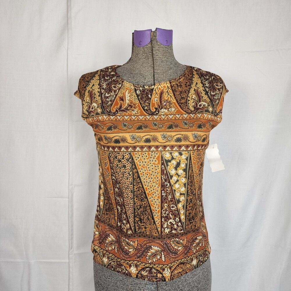 SODA BLU Y2K Vintage Stretch Cap Sleeve Shirt Gold Paisley Size M